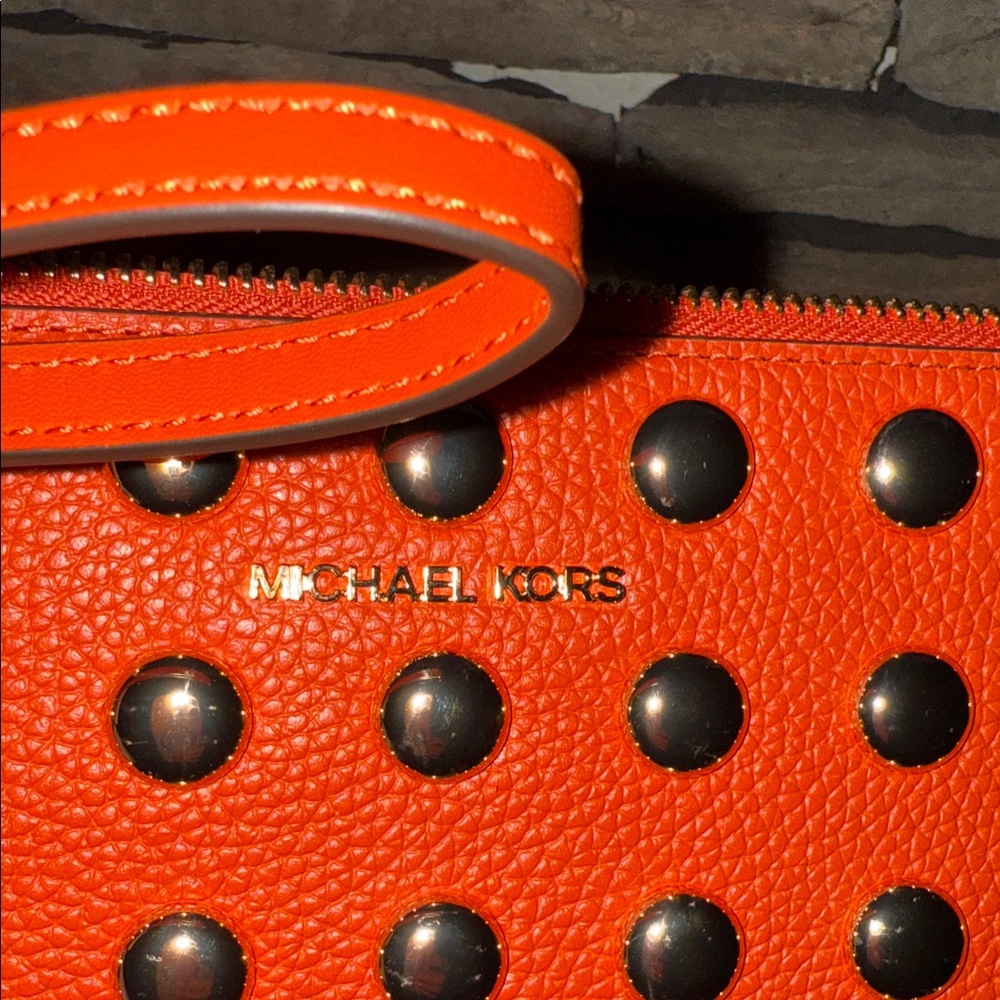 Michael Kors big jet set travel, Orange Studded Clutch - Picture 6 of 14